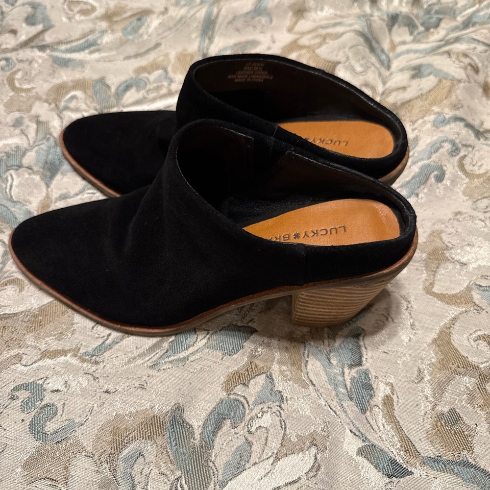 Lucky Brand Women's Black Suede Mules